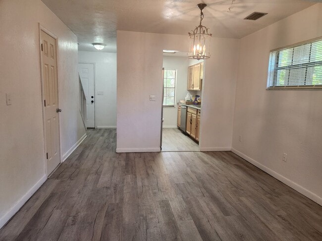 Photo - 1559 Hammock Dr Unit B