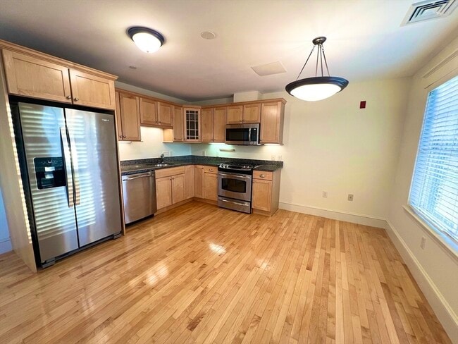 Photo - 868 Highland Ave Unit 202