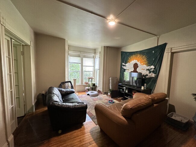 Photo - 3 bed 1 bath right next to UWEC! Available June 1st!