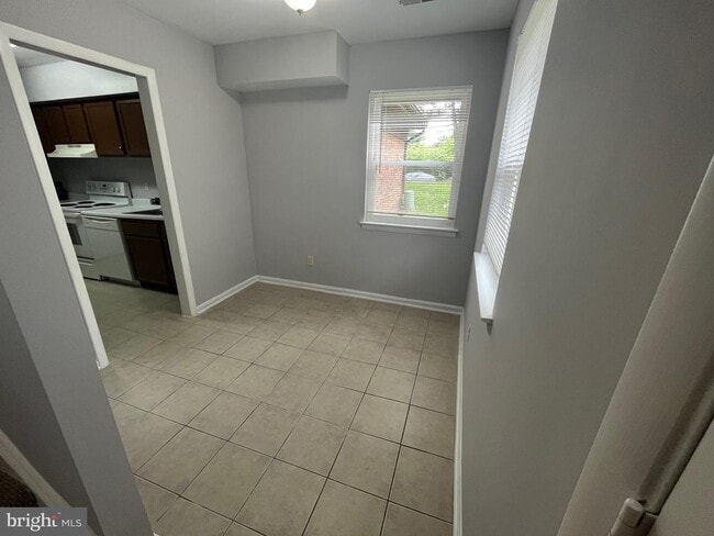 Photo - A Fresh Beginning at Hagel Circle Unidad B