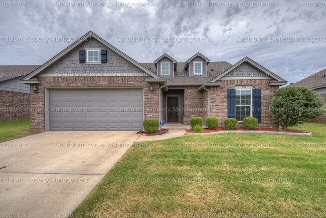 For Lease | Bixby | $2200 Rent - For Lease | Bixby | $2200 Rent House