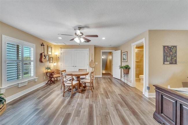 Photo - 2656 Wyndsor Oaks Way