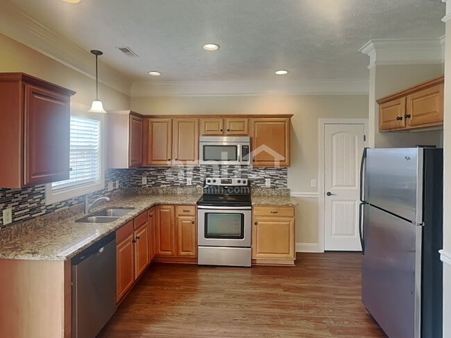 Photo - 1131 Longwood Dr
