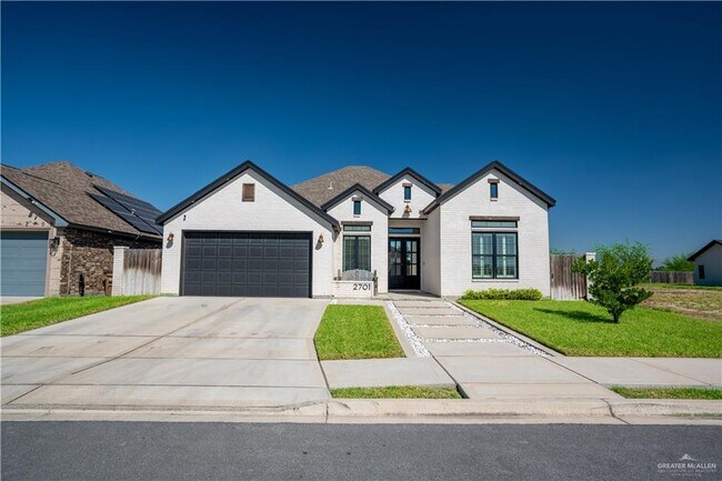 Photo - 30 Windsor St