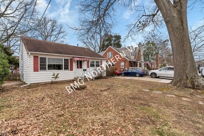 Photo - 5722 4th St S