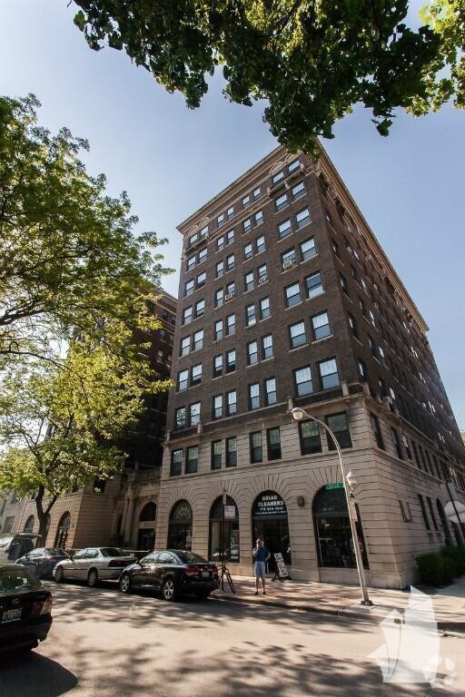 Building Photo - 0 bedroom in Chicago IL 60657 Unit 8D Rental