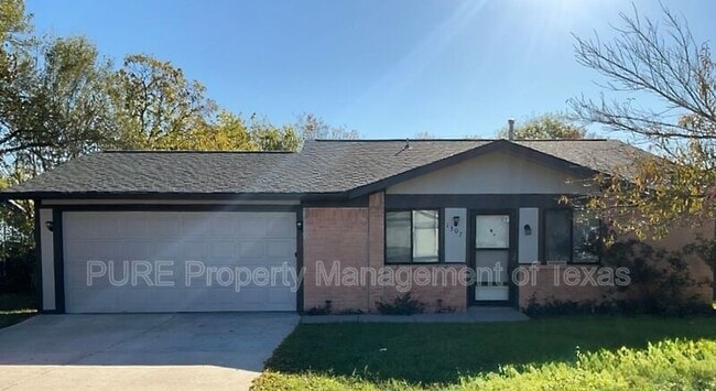 Photo - 1307 Green Downs Dr