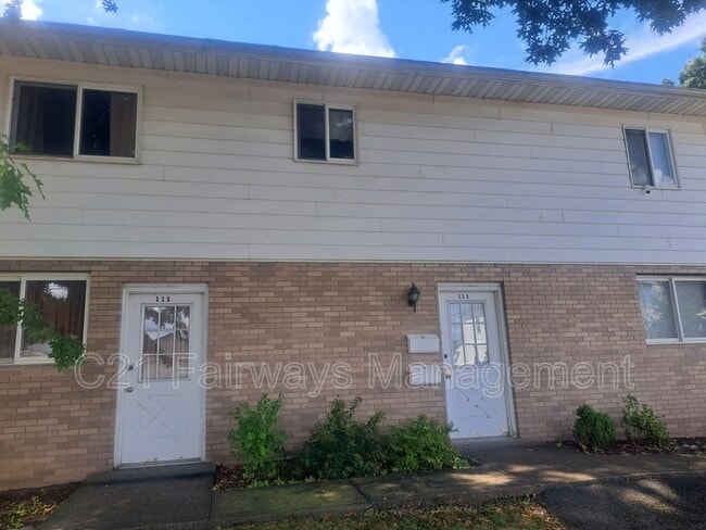 Building Photo - 115 N Water St