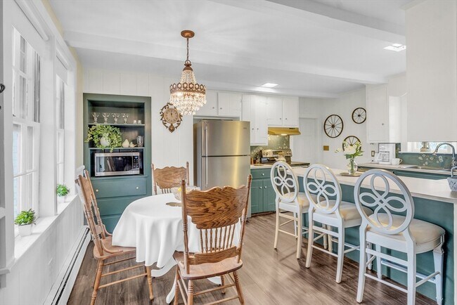 Photo - 205 Main St Unit 1