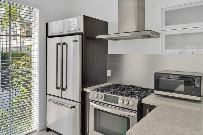 Photo - 928 Pennsylvania Ave Unit # 7