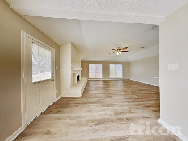 Photo - 6826 Blue Ridge Dr