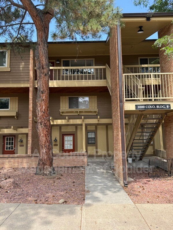 Building Photo - 3000 Colorado Ave Unit B-206