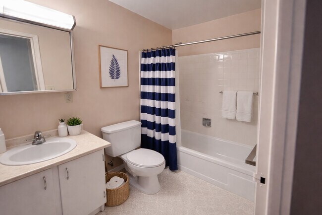 Photo - Senator Place