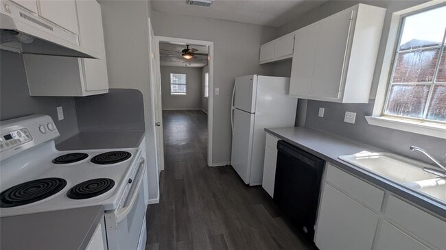 Photo - 107 Beck St