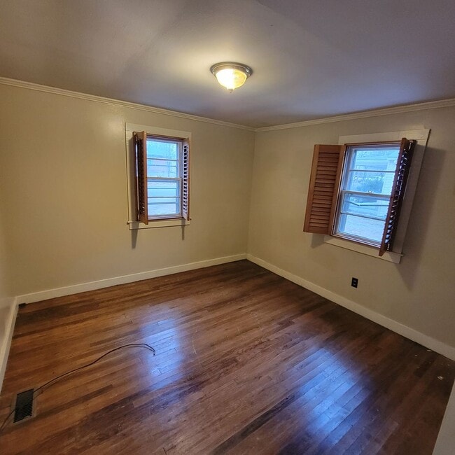 Photo - 2/1- Cookeville City Limits- Rental Home