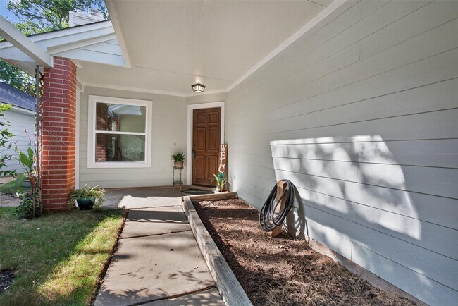 Photo - 8515 Pool Creek Dr