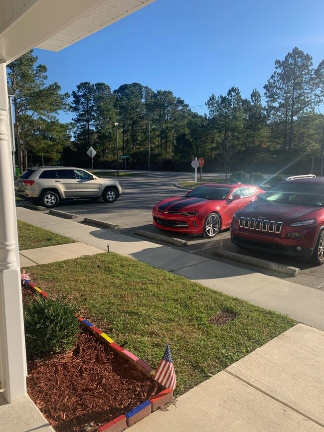 Photo - Like New Townhome!
