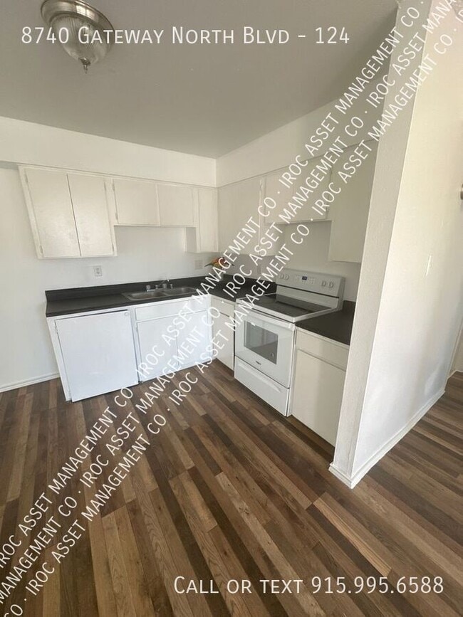 Building Photo - 8740 Gateway N Blvd Unit 124