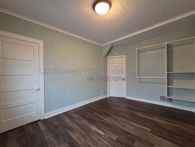 Photo - 408 Huron St Unit E