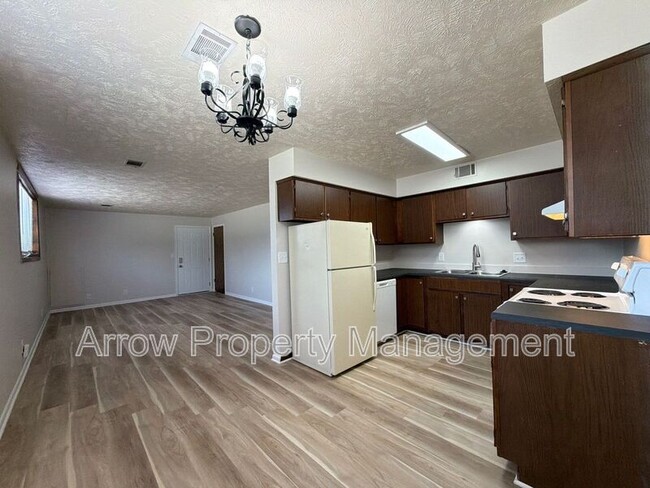 Photo - 601 N 4th St