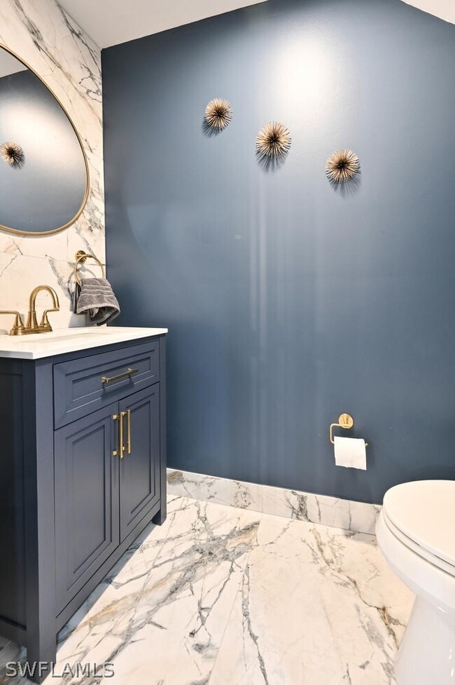 Photo - 981 Hampton Cir