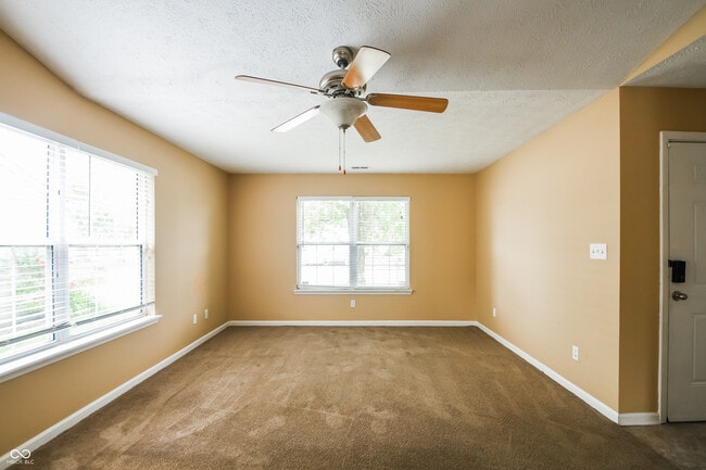 Photo - 5136 Hodson Pl