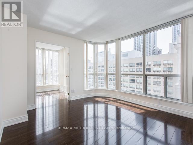 Photo - 7 Carlton St. Unit 1406