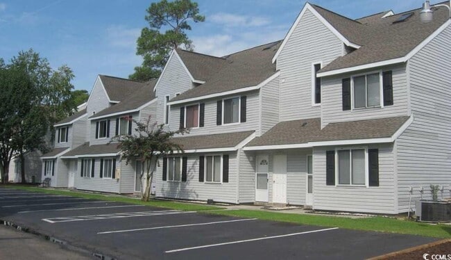 Building Photo - 500 Fairway Village Dr Rental