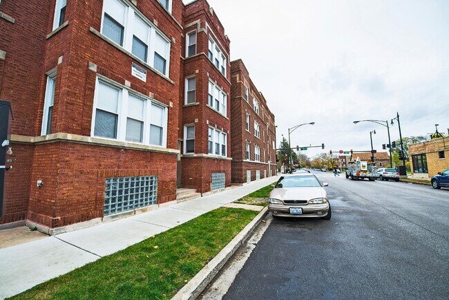 Photo - 7053 S St Lawrence