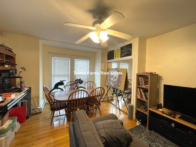 Building Photo - 60 Walden St Unit 3