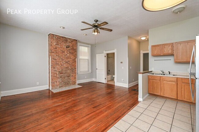 Photo - 2667 Bellevue Ave Unit 2