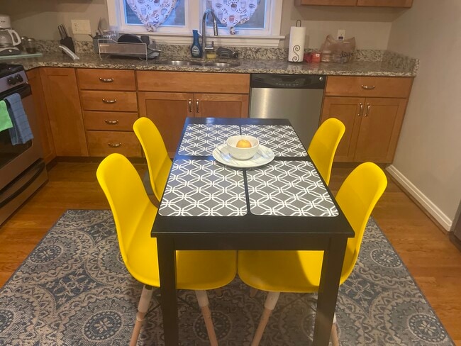 Photo - 4004 Matson Ave Unidad 2