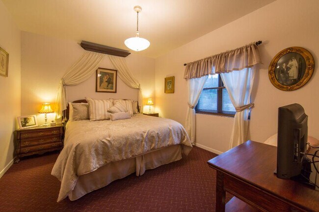 Photo - 300 Main St Unidad ID1265988P