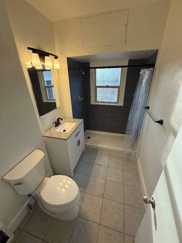 Photo - 4439 S Logan St