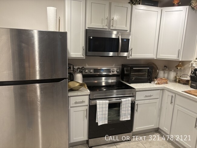 Photo - 567 Poplar St SE