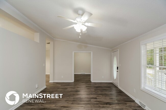 Photo - 617 E Walnut Ave House