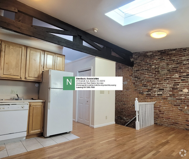 Building Photo - 74 Tyler St Unit P4E Rental