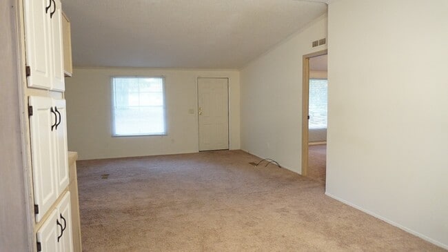 Photo - 102 Nicole Dr