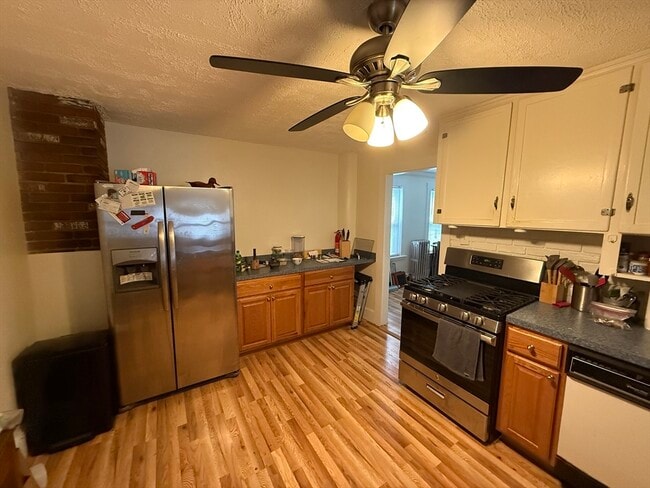 Building Photo - 21 S Walnut St Unit 1 Rental