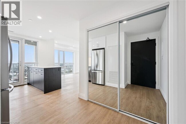 Photo - 410 Westhaven St Unit 503