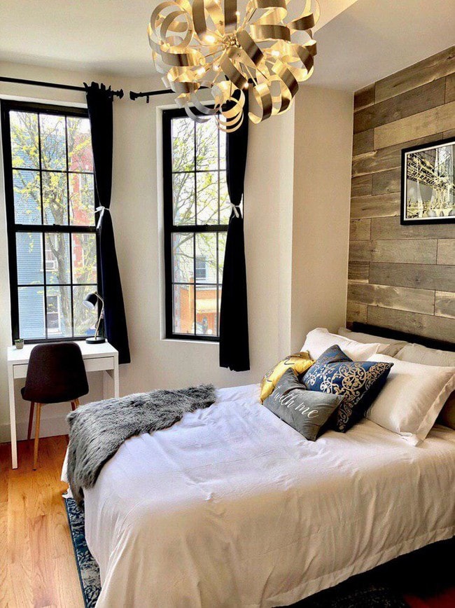 Photo - 1082 Greene- Shared Living Spaces