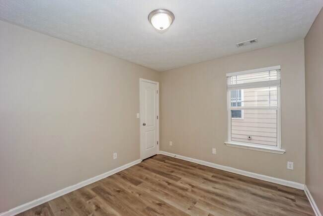 Photo - 1569 Arbor Pl Dr