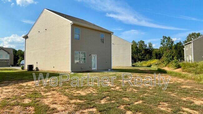 Photo - 212 Harrison St