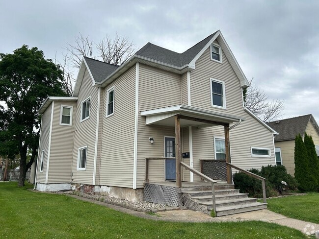 Building Photo - 110 N Central Ave Unit B Rental