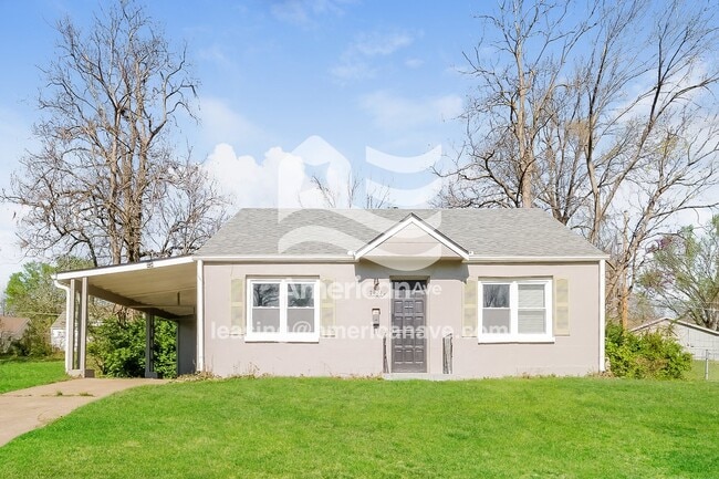Building Photo - 7924 Olive St