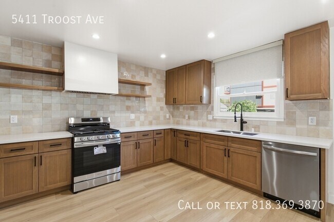 Photo - 5411 Troost Ave