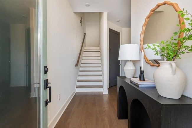 Photo - 2347 Hosea L Williams Dr SE