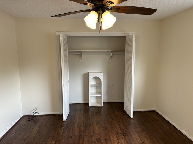 Photo - 223 Blue Castle Ln