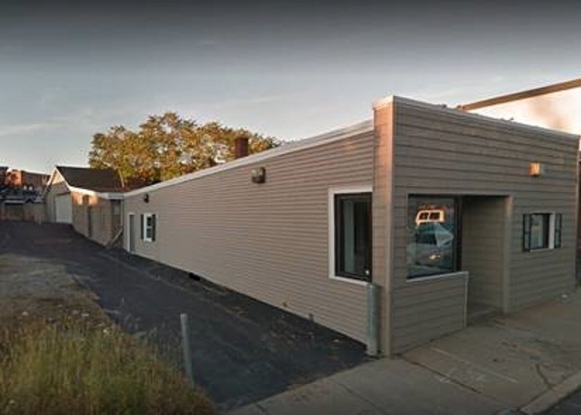 Photo - 12 Montvale Ave