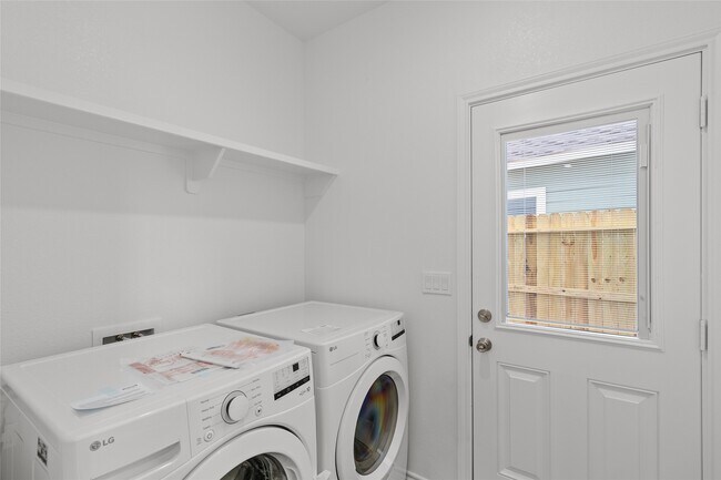 Photo - 760 Juneau Ct